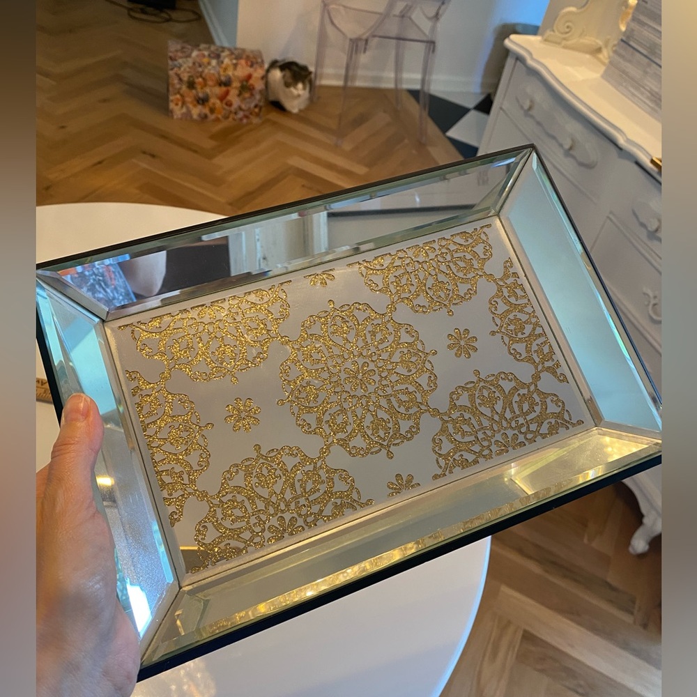 Elegant Gold Patterned Mirror Tray